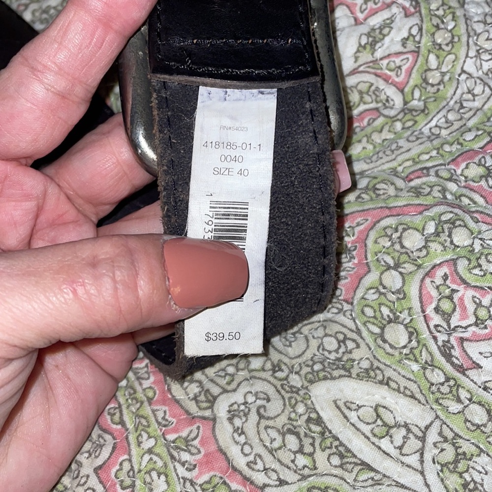 Gap brown, leather belt, distressed silver buckle size 40 - Picture 3 of 7